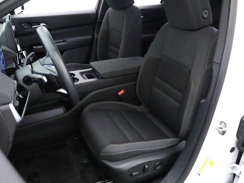 Used 2024 Honda Prologue EX image 2