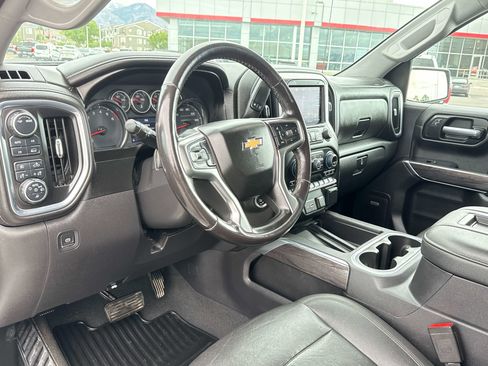 Used 2021 Chevrolet Silverado 1500 LTZ w/ LTZ Convenience Package II AWD/4WD image 10