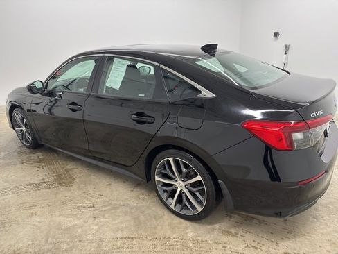 Certified 2022 Honda Civic Touring image 7