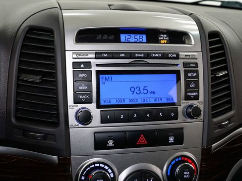 Used 2011 Hyundai Santa Fe GLS image 13