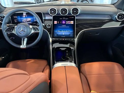 Used 2026 Mercedes-Benz GLC 300 image 15