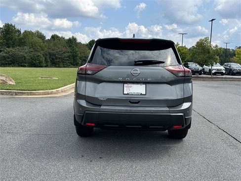 New 2026 Nissan Rogue SV image 7