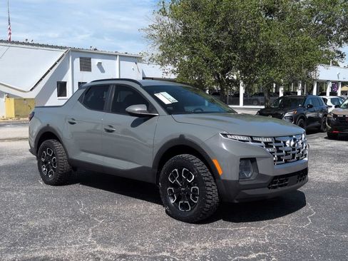 Used 2023 Hyundai Santa Cruz SEL Premium w/ Cargo Package AWD/4WD image 2