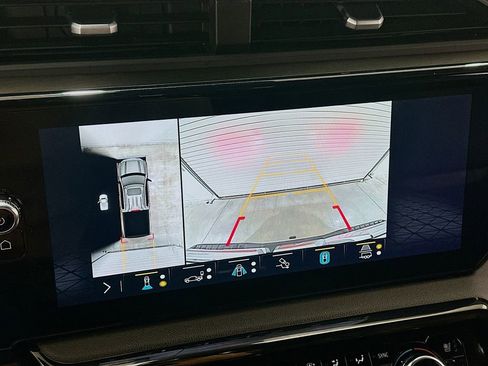 Used 2023 GMC Sierra 1500 AT4 image 14