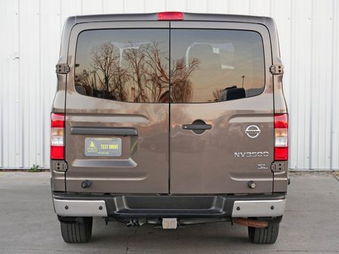 Used 2017 Nissan NV 3500 SL image 44