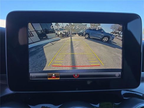 Used 2018 Mercedes-Benz C 300 Sedan image 16