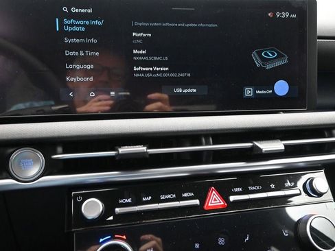 New 2025 Hyundai Tucson SEL image 16