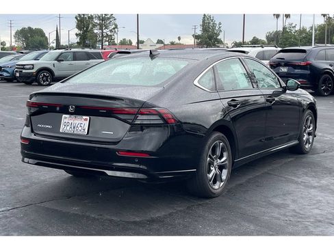 Used 2024 Honda Accord EX-L image 6