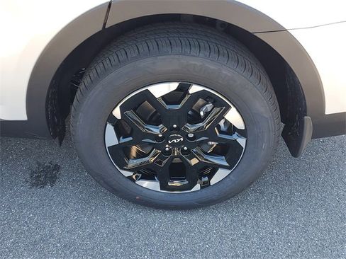 New 2026 Kia Sorento S image 38