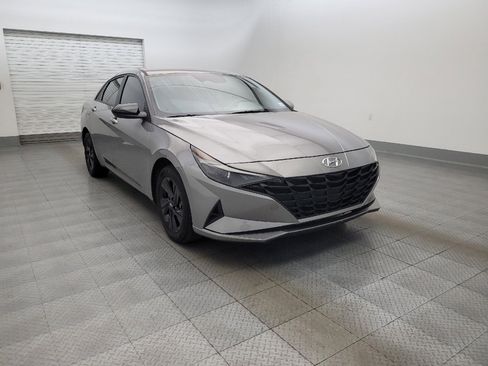 Used 2023 Hyundai Elantra Blue FWD image 13