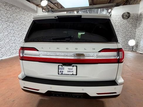 Used 2020 Lincoln Navigator Reserve w/ Luxury Package AWD/4WD image 5