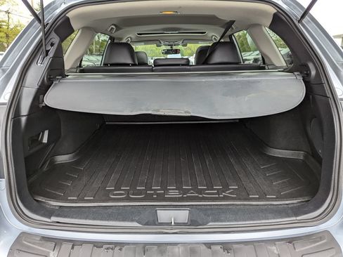 Used 2019 Subaru Outback 3.6R Limited AWD/4WD image 41