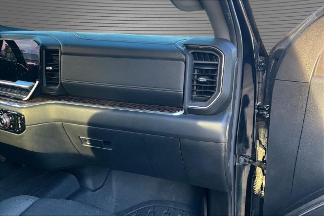 Used 2023 GMC Sierra 1500 Elevation AWD/4WD image 25