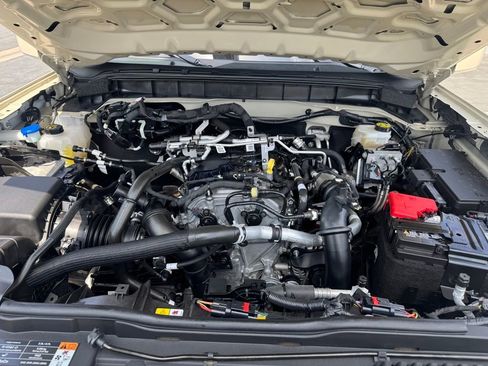 Used 2025 Ford Bronco Outer Banks AWD/4WD image 22
