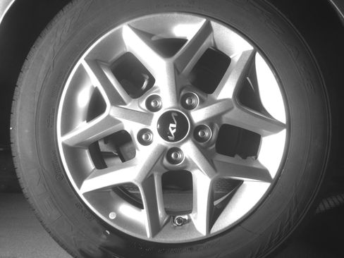 Used 2025 Kia Soul LX w/ LX Technology Package image 15