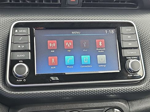 Used 2025 Nissan Kicks Play S image 24