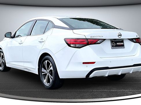 Used 2023 Nissan Sentra SV FWD image 4