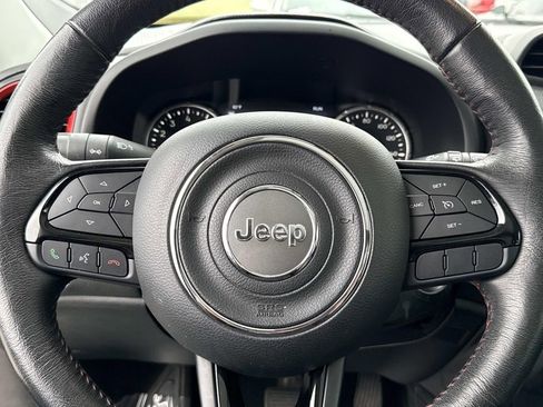 Used 2022 Jeep Renegade Trailhawk w/ Sun/Sound Group image 28