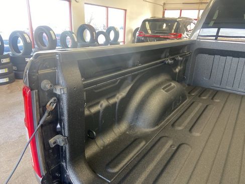 Used 2021 RAM 1500 Big Horn image 18