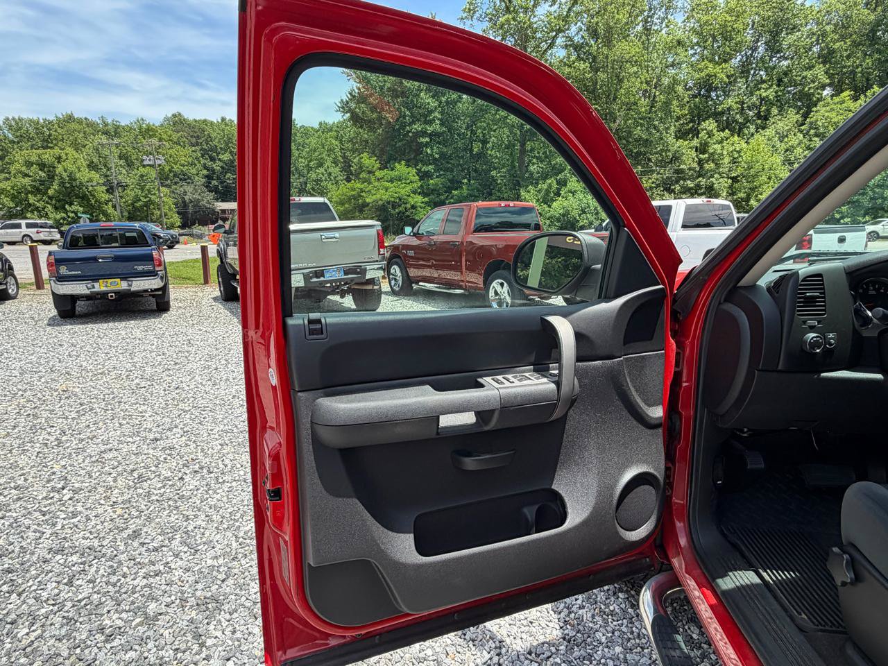 Used 2009 GMC Sierra 1500 SLE w/ Power Pack Plus AWD/4WD image 9