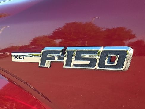 Used 2014 Ford F150 XLT w/ Equipment Group 302A Luxury AWD/4WD image 9
