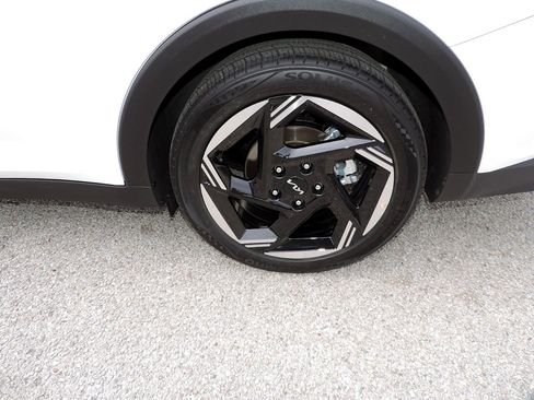 New 2025 Kia K4 EX FWD image 9