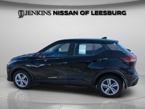Certified 2021 Nissan Kicks S image 7