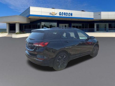 Used 2023 Chevrolet Equinox RS FWD image 6