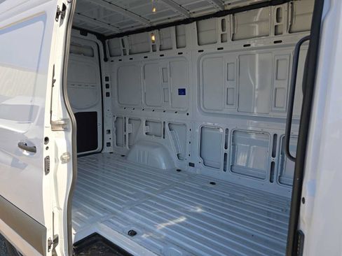 Used 2026 Mercedes-Benz Sprinter 2500 image 15