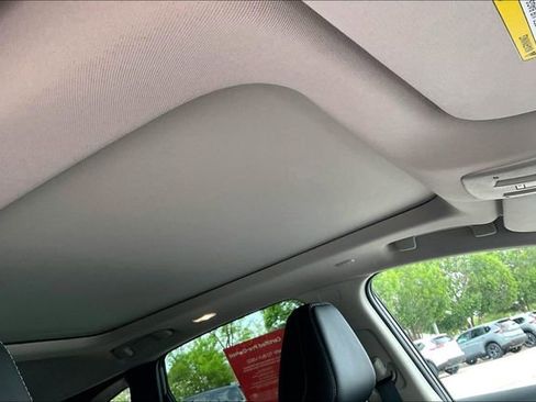 Certified 2025 Nissan Murano SL w/ Cargo Package AWD/4WD image 20