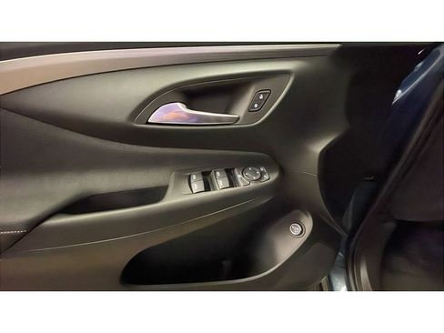 New 2026 Buick Envista Avenir FWD image 9