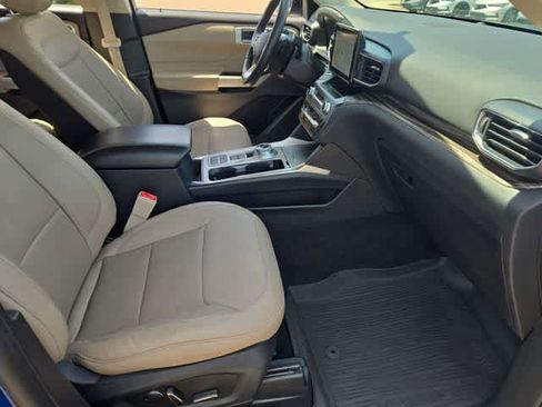 Used 2020 Ford Explorer Limited RWD image 22
