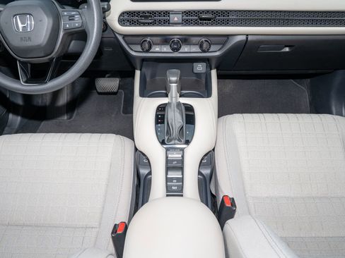 Certified 2024 Honda HR-V LX image 26