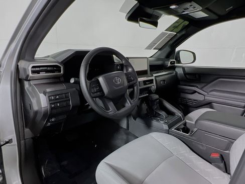 Used 2025 Toyota Tacoma SR5 image 30