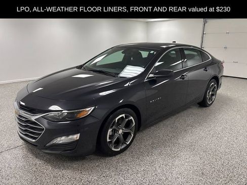 Used 2022 Chevrolet Malibu LT image 3