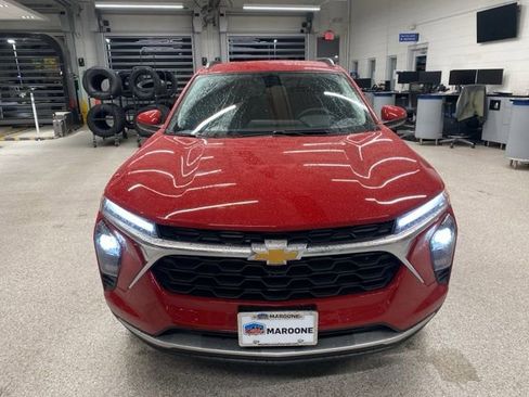 New 2026 Chevrolet Trax LT w/ Driver Confidence Package FWD image 2