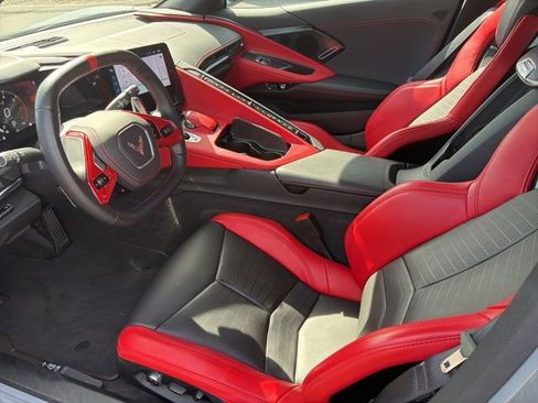 Certified 2025 Chevrolet Corvette Stingray Preferred Cpe w/ Stealth Interior Trim Package image 7