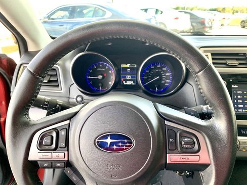 Used 2017 Subaru Outback 2.5i Premium image 16