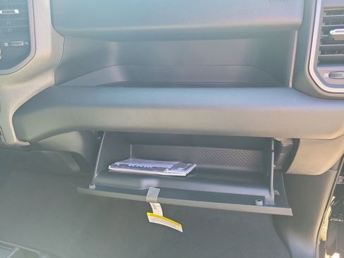 New 2026 RAM 1500 Express image 39