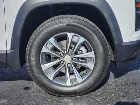 New 2026 Chevrolet Equinox LT AWD/4WD image 6