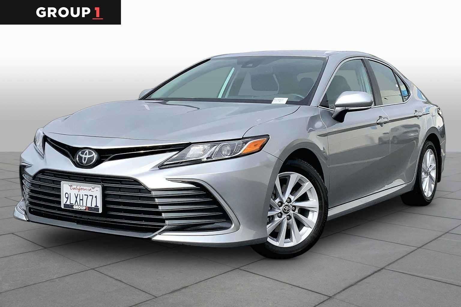 Used 2024 Toyota Camry LE w/ Convenience Package FWD image 1