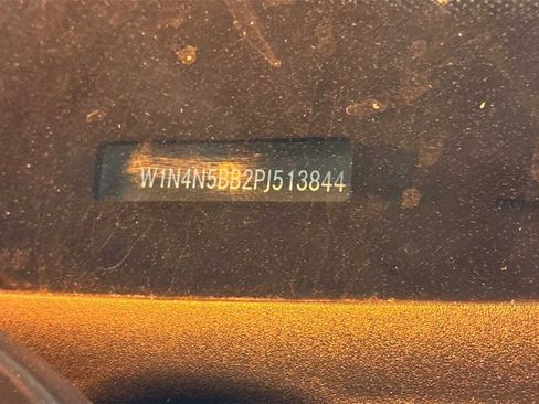 Used 2023 Mercedes-Benz GLA 35 AMG 4MATIC image 3