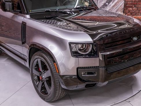 Used 2023 Land Rover Defender 90 X image 16