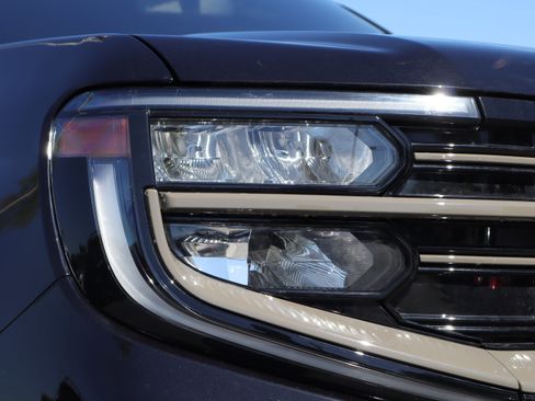 Used 2025 Ford Expedition Max King Ranch AWD/4WD image 35