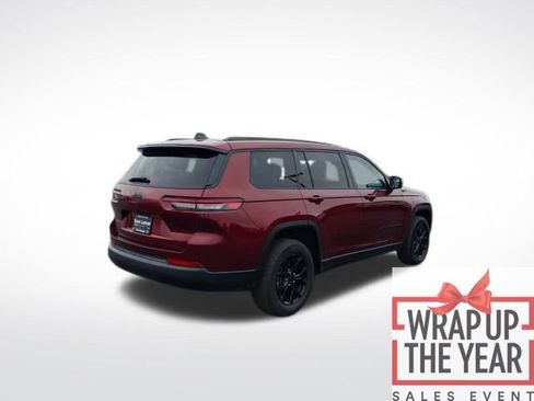 Used 2024 Jeep Grand Cherokee L Altitude image 25