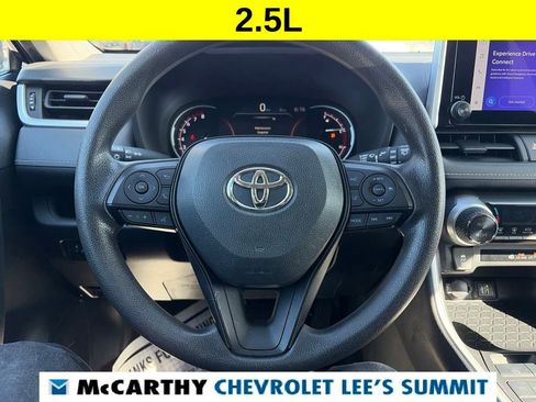 Used 2024 Toyota RAV4 XLE FWD image 16
