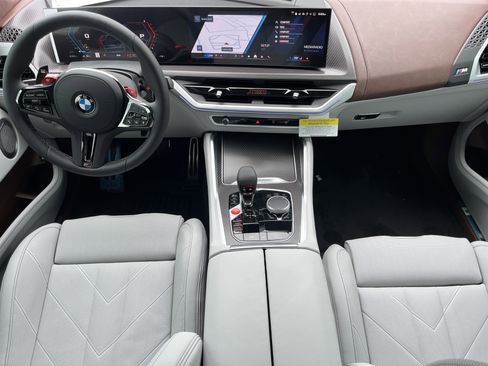 New 2026 BMW XM Label Red image 3