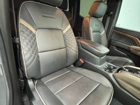 Used 2023 GMC Canyon Denali AWD/4WD image 26