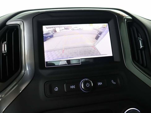 Certified 2025 Chevrolet Silverado 1500 W/T image 12