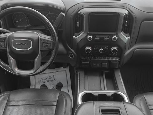 Used 2022 GMC Sierra 1500 Denali w/ Denali Premium Package image 12